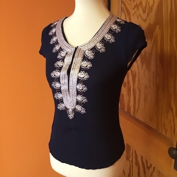 3 for 20 $ bundle Francesca’s Collection Embroidered ethnic vibes top - Picture 6 of 11